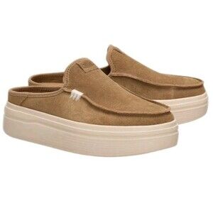 Hey Dude Womens Austin Lift Classic Light Brown Size W9